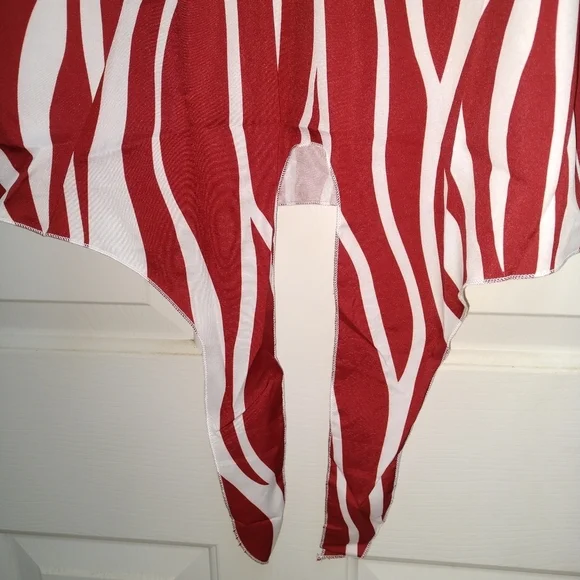 New Zebra Print Boho Off On Shoulder Front Tie Top - Picture 4 of 11